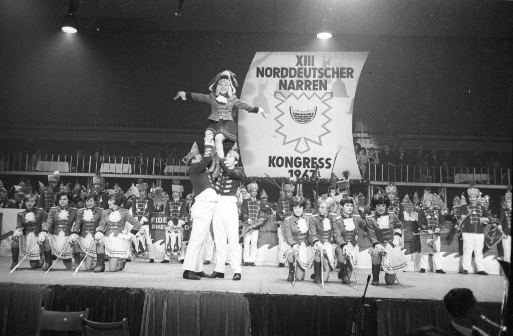 Den trettonde nordtyska karnevalskongressen i Ostseehalle i Kiel, 7 januari 1967. Foto: Friedrich Magnussen/Stadtarchiv Kiel, CC BY-SA 3.0 DE. Den trettonde nordtyska karnevalskongressen i Ostseehalle i Kiel, 7 januari 1967.