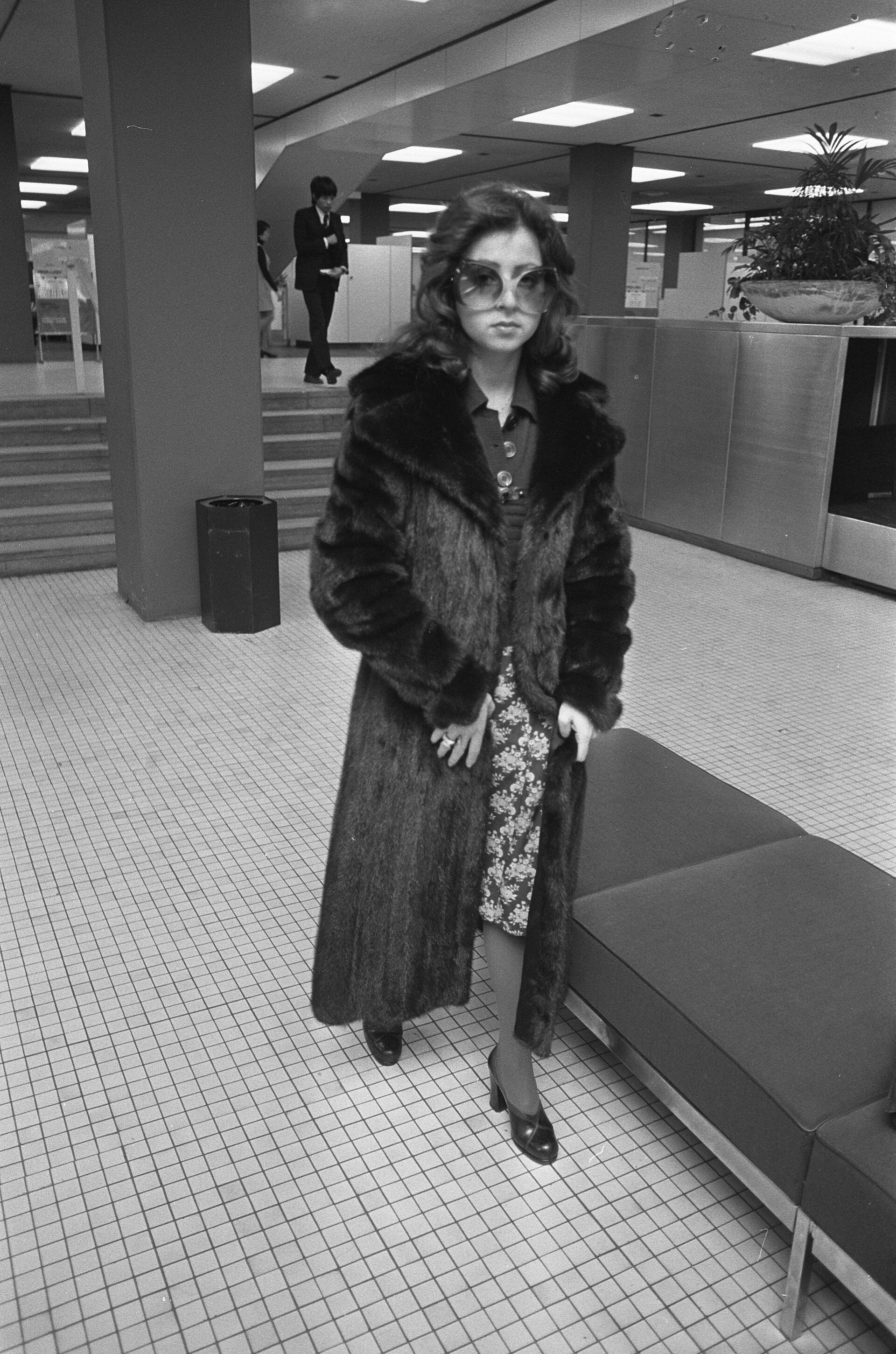 Vicky Leandros på Schiphol, 8 november 1973.